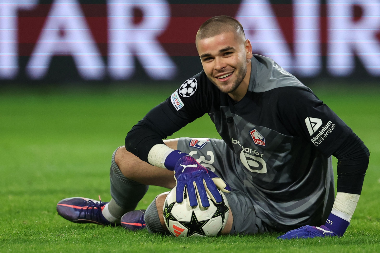 PSG, Lucas Chevalier ile imzaladı